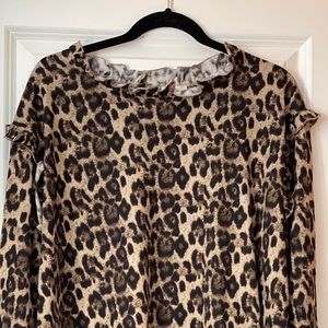 Leopard print long sleeve knit top. Boutique find!